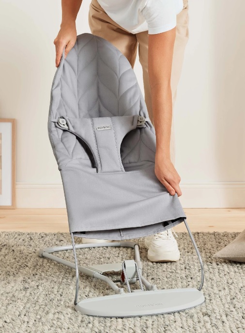 BabyBjorn LIGHT GREY PETAL QUILT 012124 Чехол для шезлонга