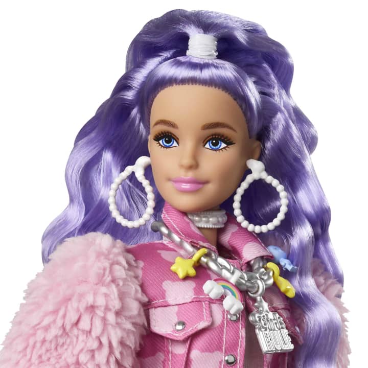 Barbie Extra Doll-Millie Periwinkle Hair кукла GXF08