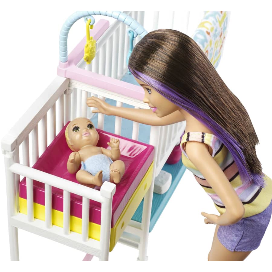 Barbie Skipper Babysitters Nursury playset кукла GFL38