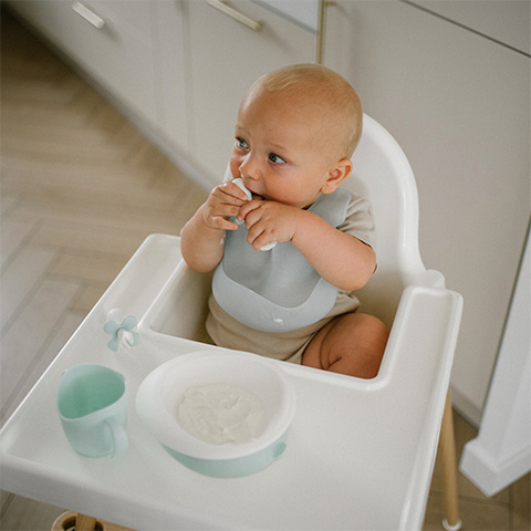 Bērnu priekšautiņš silikona ar kabatu BabyOno ULTRATHIN turquoise