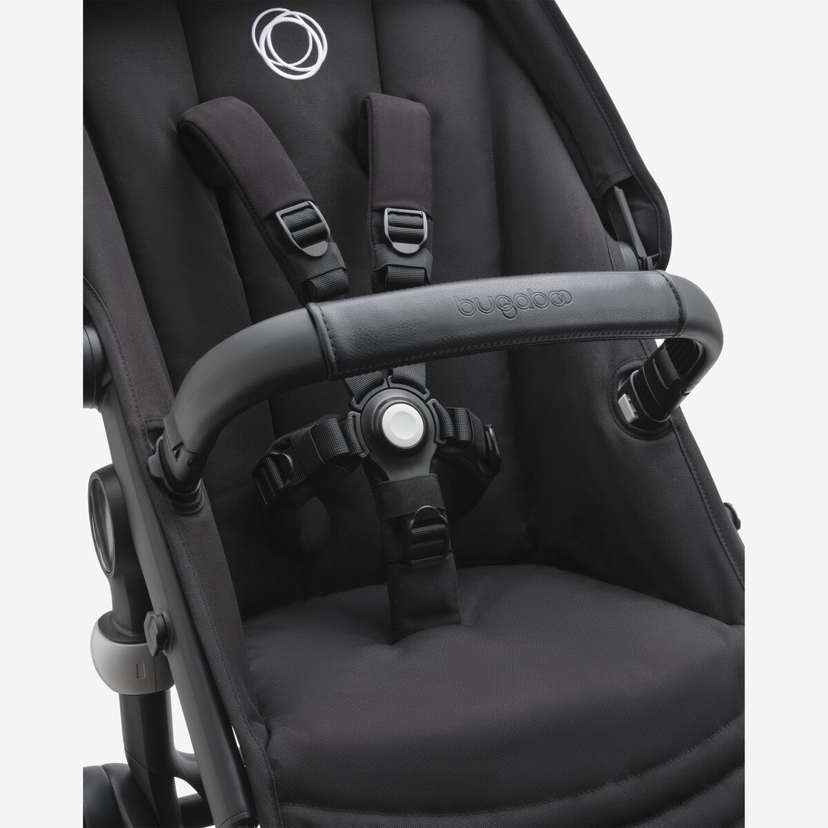 Bugaboo Fox 5 Grey Melange Детская коляска 2в1 Черная рама + Крыша Breezy Misty grey