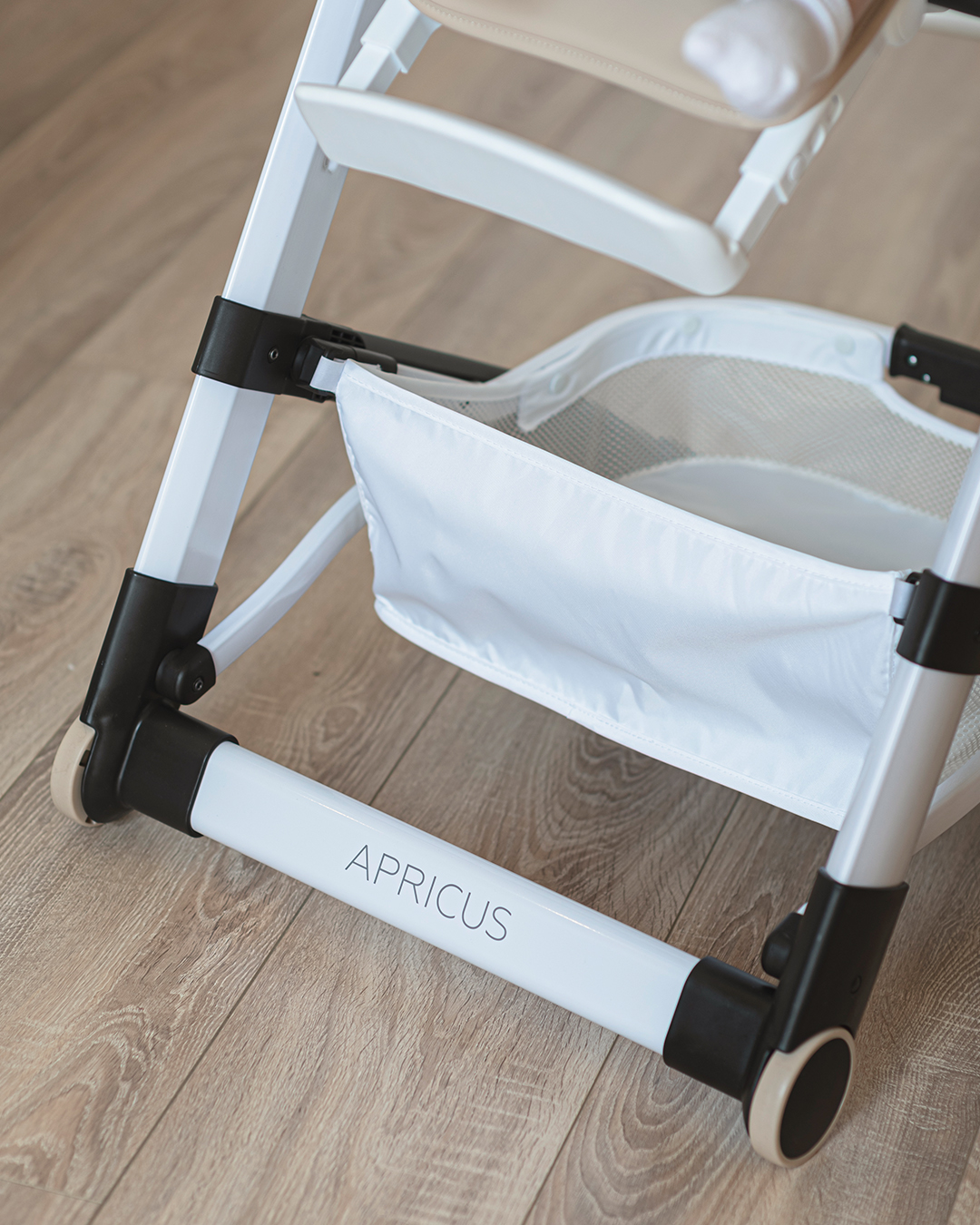 Carrello Apricus Pale Terracota Стульчик для кормления