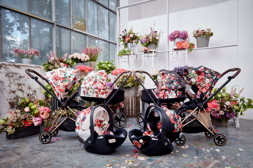 Cybex Priam 4.0 Spring Blossom Light Люлька для коляски