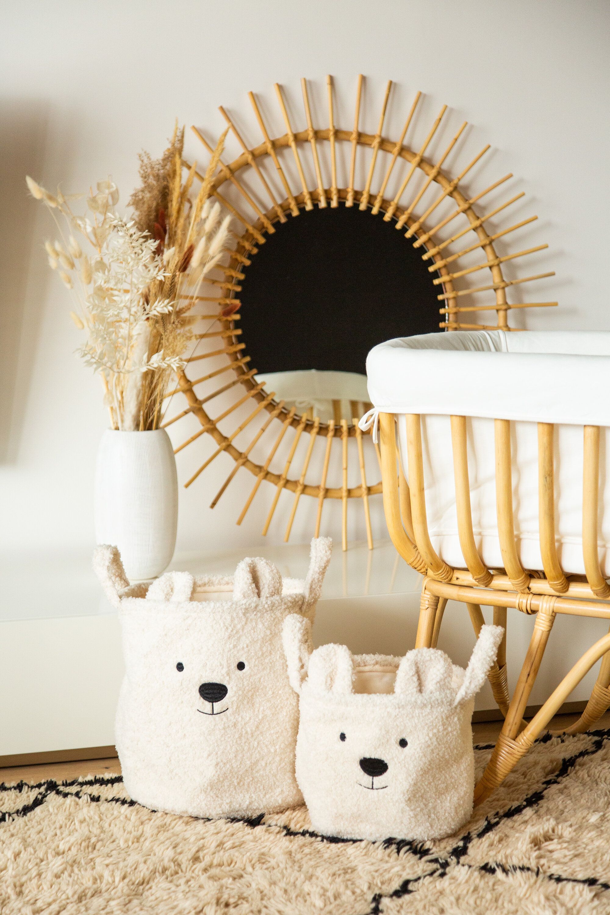 Grozs mantu uzglabāšanai 30x30x30 Childhome Teddy Off white