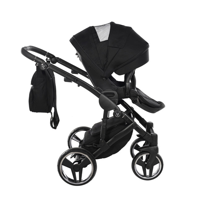 Junama Basic 01 Black Bērnu rati 3in1