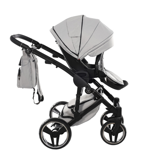 Junama Basic 06 Grey mist Детская коляска 2in1