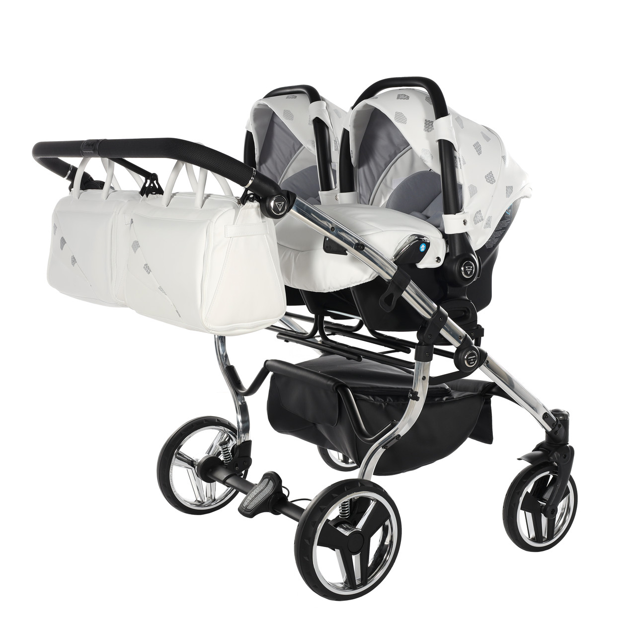 Junama Glow Duo 03 White Silver Коляска для двойняшек 3in1