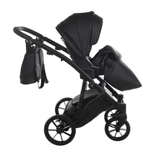 Junama Space Eco 03 Black Детская коляска 2in1