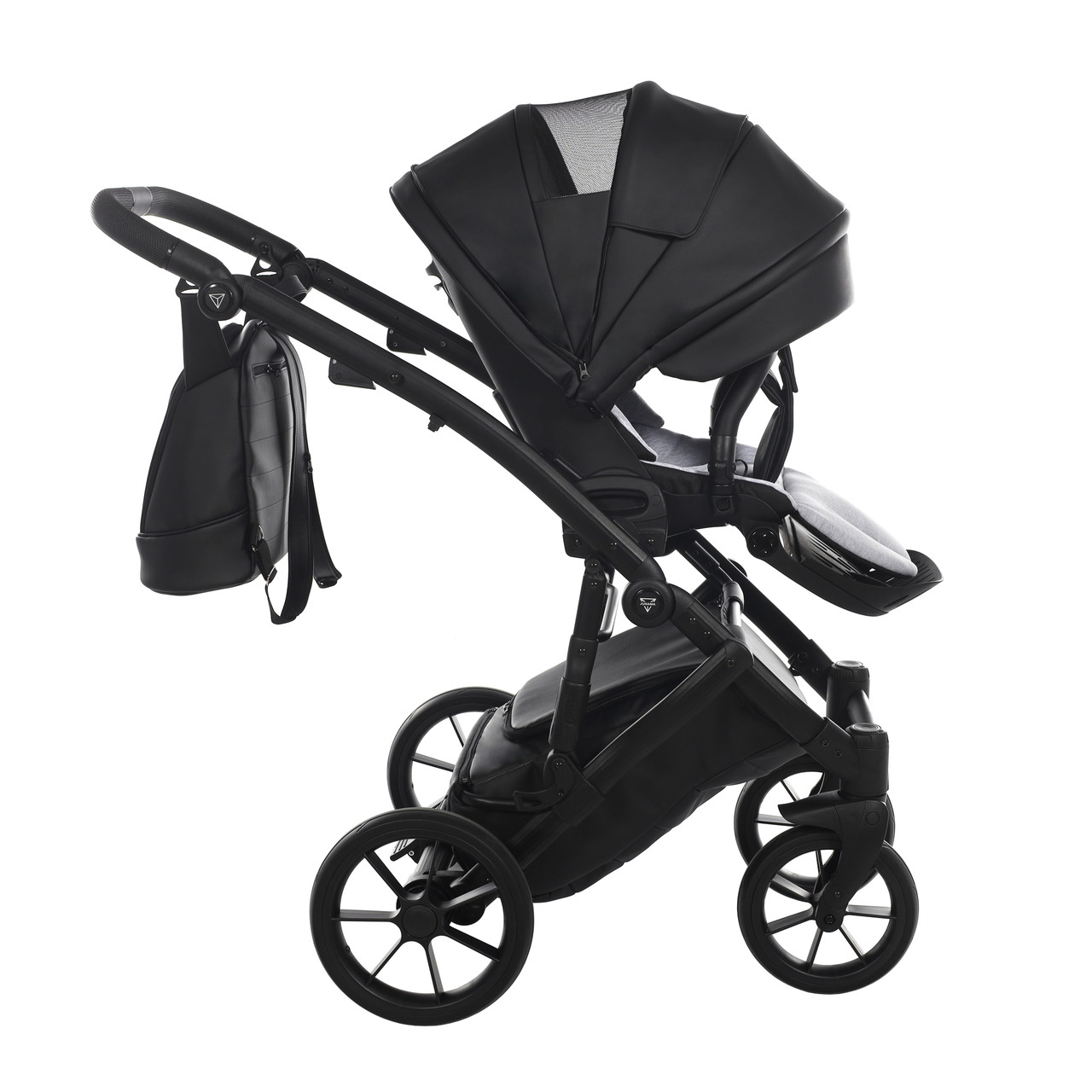 Junama Space Eco 03 Black Детская коляска 2in1