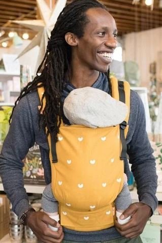 Ķengursoma Tula Free-to-Grow Baby Carrier Play