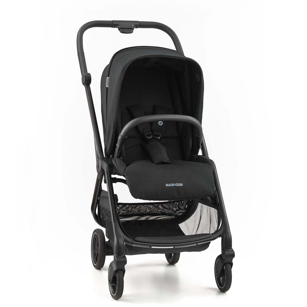 Maxi Cosi Leona Essential Black Pastaigu rati