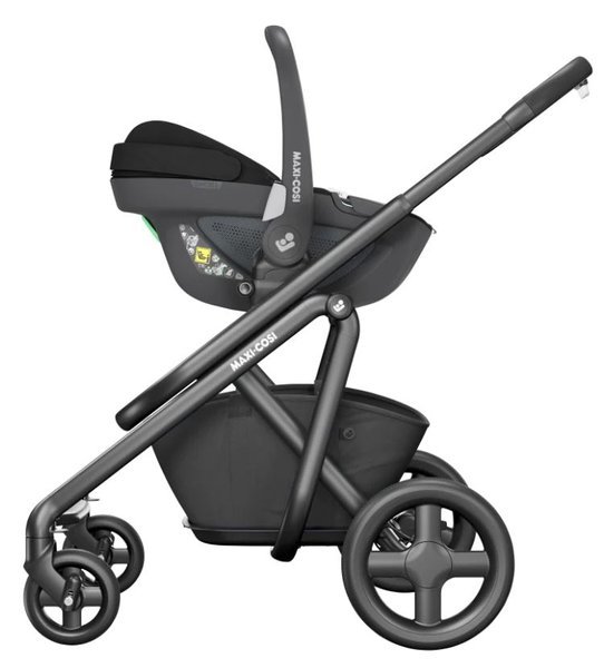 MAXI COSI Pebble 360 Essential black Детское автокресло 0-13 кг