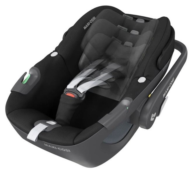 Maxi Cosi Pebble Essential black Детское автокресло 0-13 кг + Familyfix 360 база