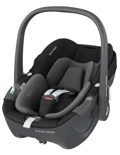 Maxi Cosi Pebble Essential black Детское автокресло 0-13 кг + Familyfix 360 база