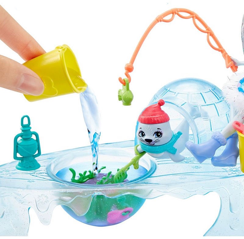 Royal Enchantimals Ice Fishing Playset с животными GJX48