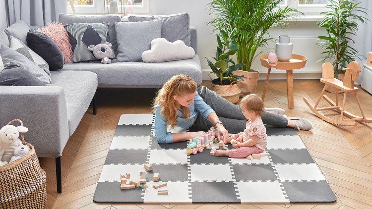 Aktivitātes paklājs Puzzle Kinderkraft Luno Black 31x31 cm 30 elementi