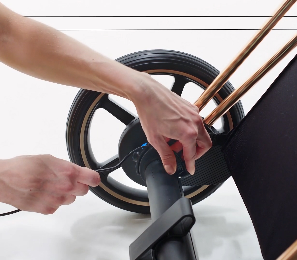 Cybex e-Priam Matt black Шасси с каркасом