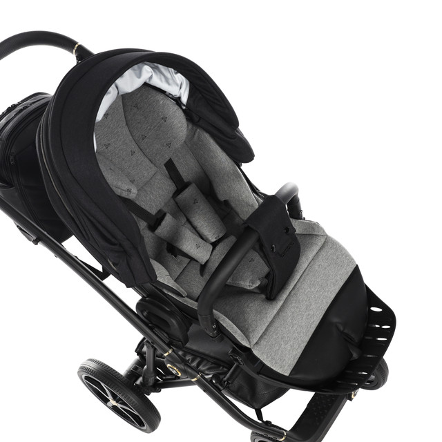 Junama Air 03 Black Коляска 2in1