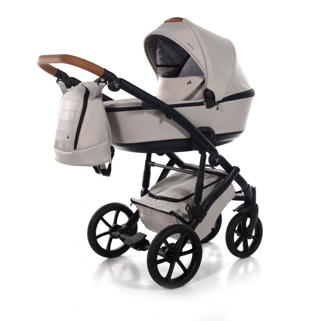 Junama Space 02 Cream Детская коляска 2in1