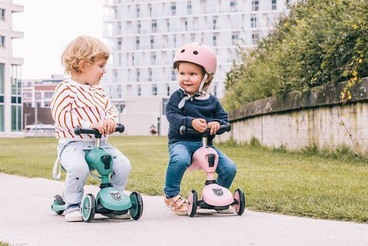 Scoot & Ride Blueberry регулируемый шлем для детей (45-51)