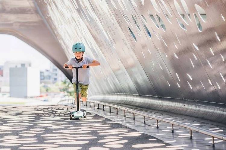 Самокат Scoot&Ride Highwaykick 5 LED Forest