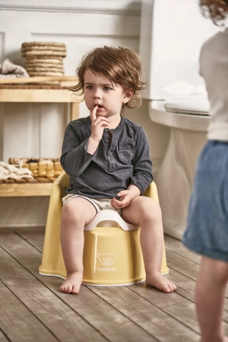 BABYBJORN POTTY CHAIR Bērnu podiņš-krēsls Powder yellow/ white 055266