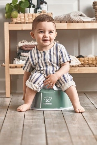 BABYBJORN SMART POTTY Детский горшок Deep green/ white 051268
