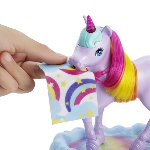 Barbie Dreamtopia Feature Pet Nurturing Playset кукла с единорогом GTG01