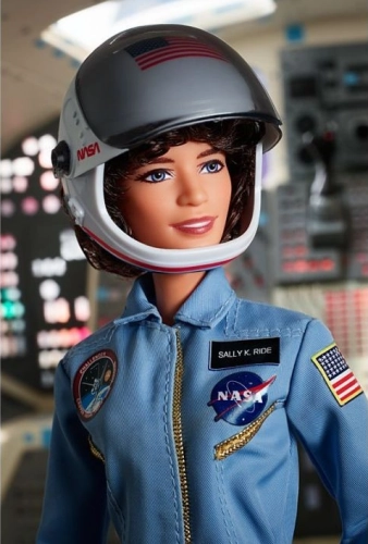 Barbie Inspire Women lelle FJH62