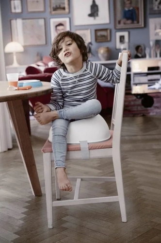 Стульчик - бустер для кормления Babybjorn Booster White 069021