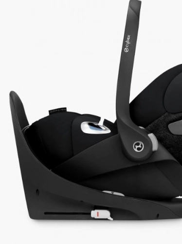Cybex Cloud Z I-Size + ISOFIX Base Deep Black Bērnu autosēdeklis 0-13 kg