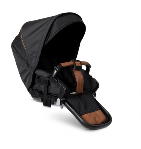 Emmaljunga NXT60 Flat Outdoor Black Black outdoor frame Прогулочная коляска