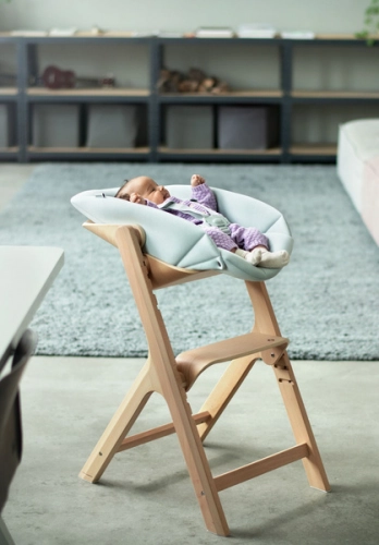 Ieliktnis barošanas krēsliņā Maxi-Cosi Nesta Kit Beyond Sky Grey