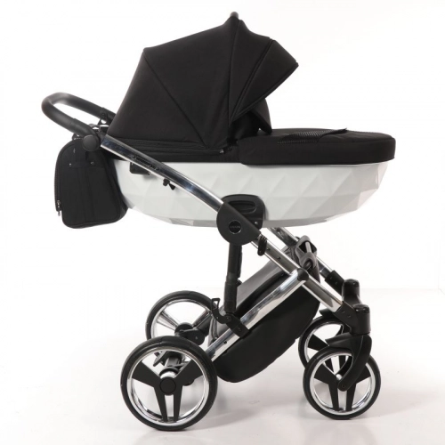 Junama Diamond S-Line 3in1 col. 04 White Детская коляска 3 в 1