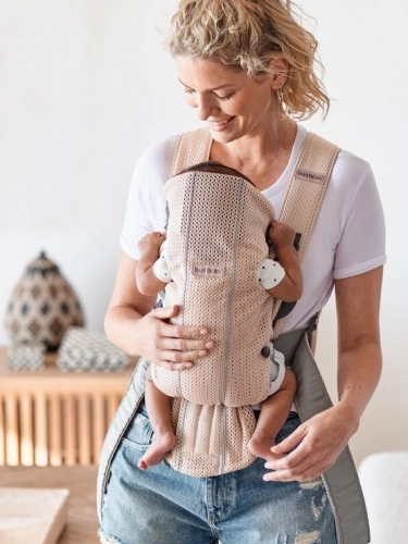 Кенгуру BabyBjorn Baby Carrier Mini Mesh Pearly pink 021001