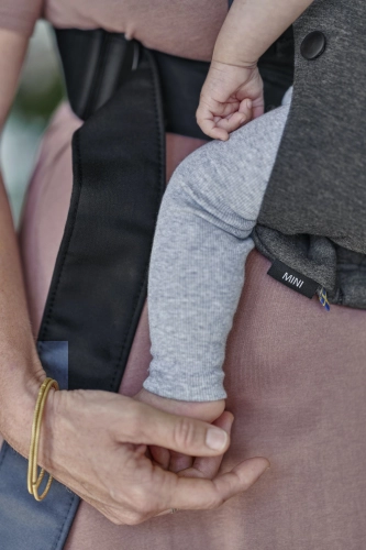 Ķengursoma BabyBjorn Mini Baby Carrier 3D Jersey Charcoal grey 021076