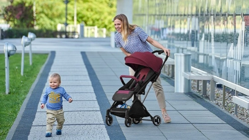Kinderkraft Indy Burgundy Sporta rati