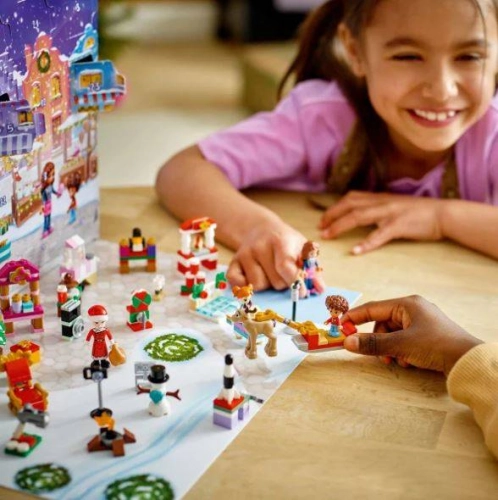 LEGO FRIENDS Adventes kalendārs