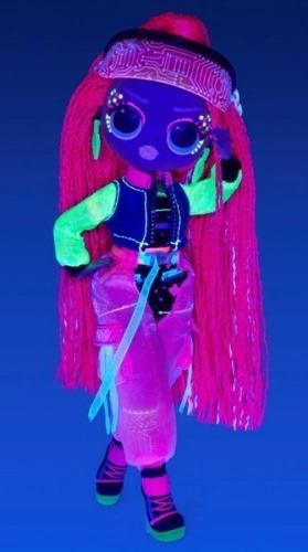 MGA LOL Surprise OMG Dance Virtuelle Fashion Doll 15+ Surprises
