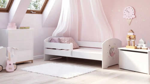 Детская кровать LUK 140x70 с бортиком Sleeping princess