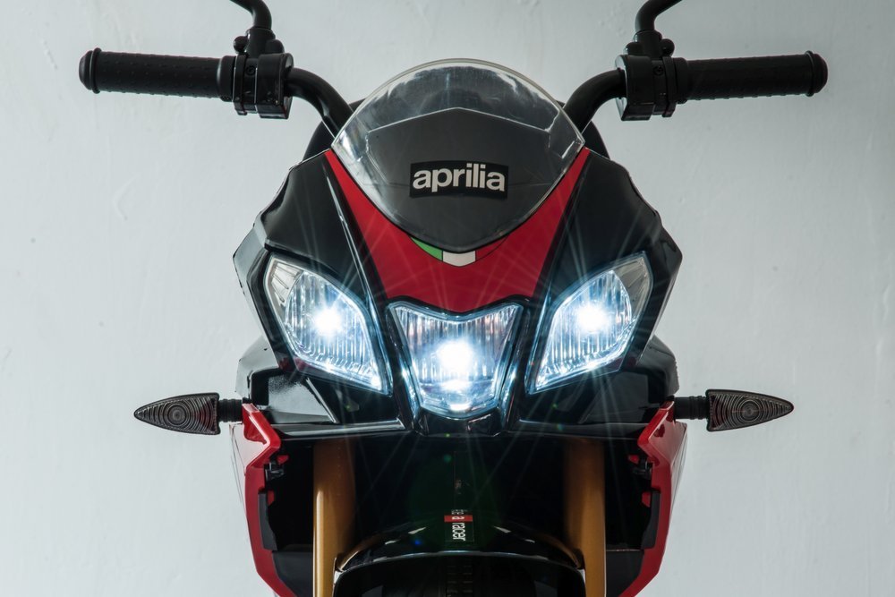 Bērnu elektriskais motocikls Aprilia Tuono V4 Red