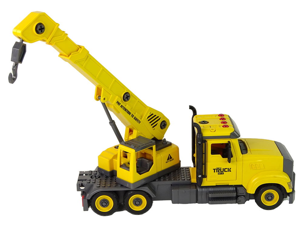 Crane Truck for Unscrewing and Twisting Yellow