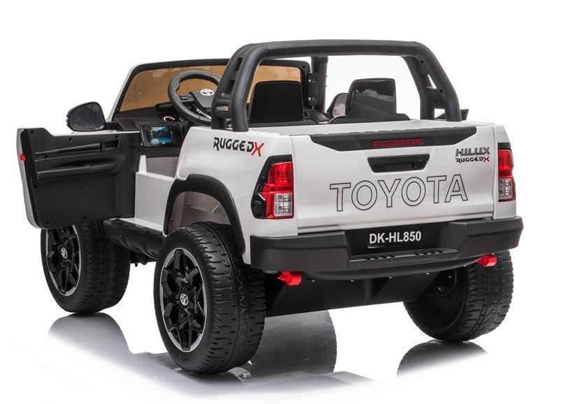 Двухместный детский электромобиль Toyota Hilux White