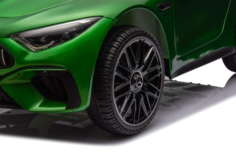 Электрический спортивный автомобиль для детей Mercedes AMG SL63 Green