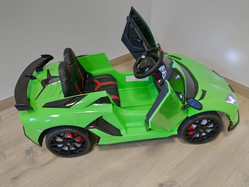 Lamborghini Aventador Electric Ride On Car - Green