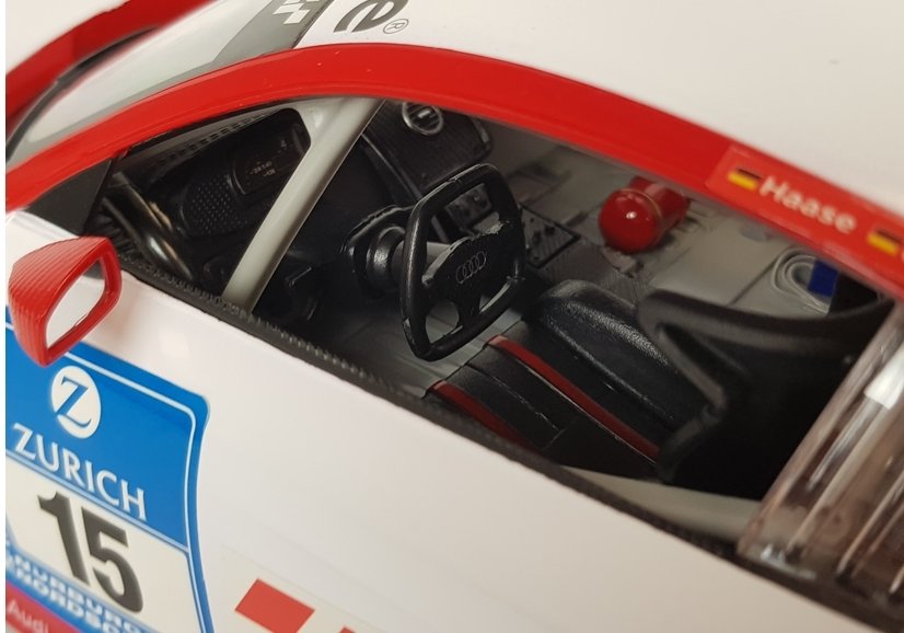 Радиоуправляемая машина на пульте Audi R8 LMS White-Red