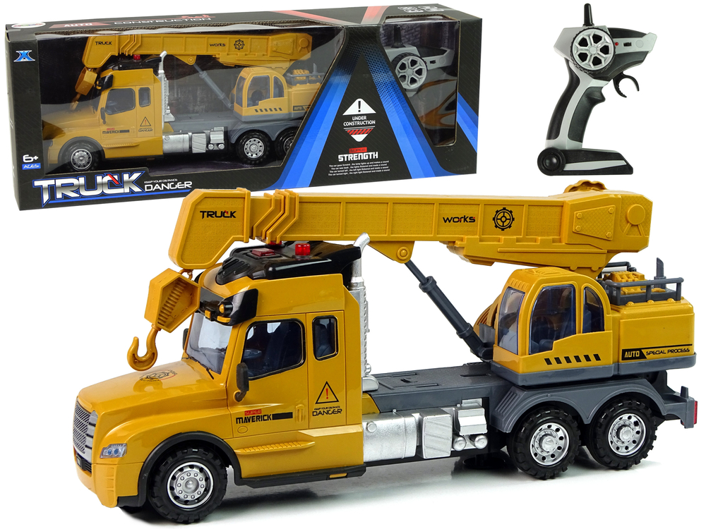 Remote Controlled Truck Crane Pilot 2.4G Lights Sounds Yellow