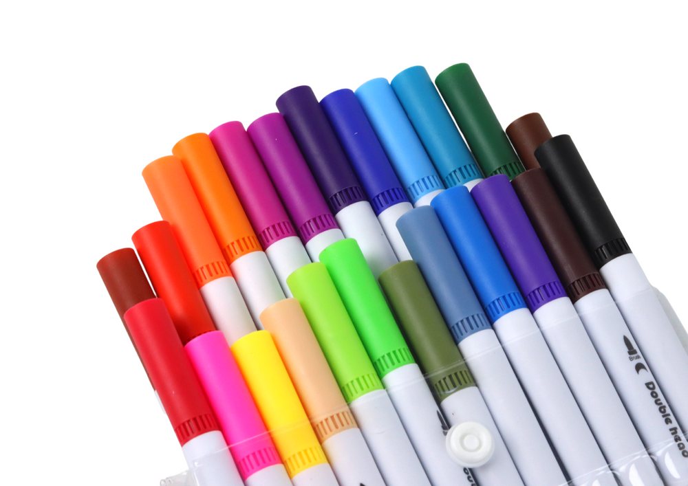 Set of 24 double-sided markers in various colors in an organizer