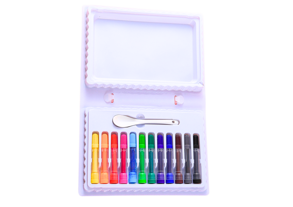 Set of Colored Water Marker Pens, Suitcase, 12 Pieces