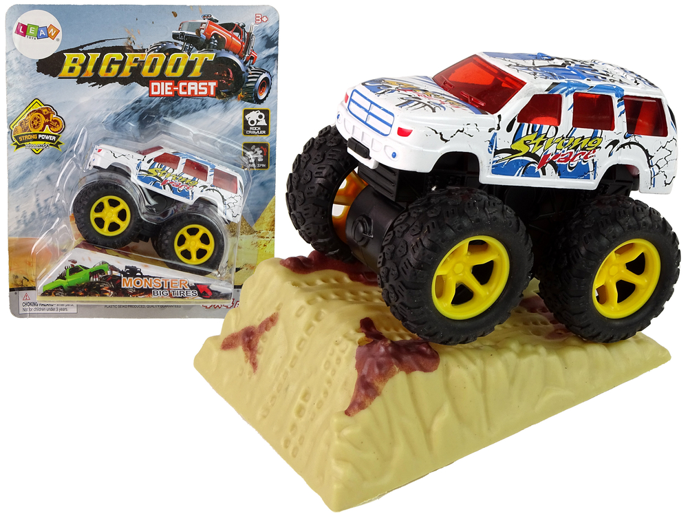 Resorak Monster Truck  Pull Back drive  Rubber tyres Metal body + Evolving Ramp